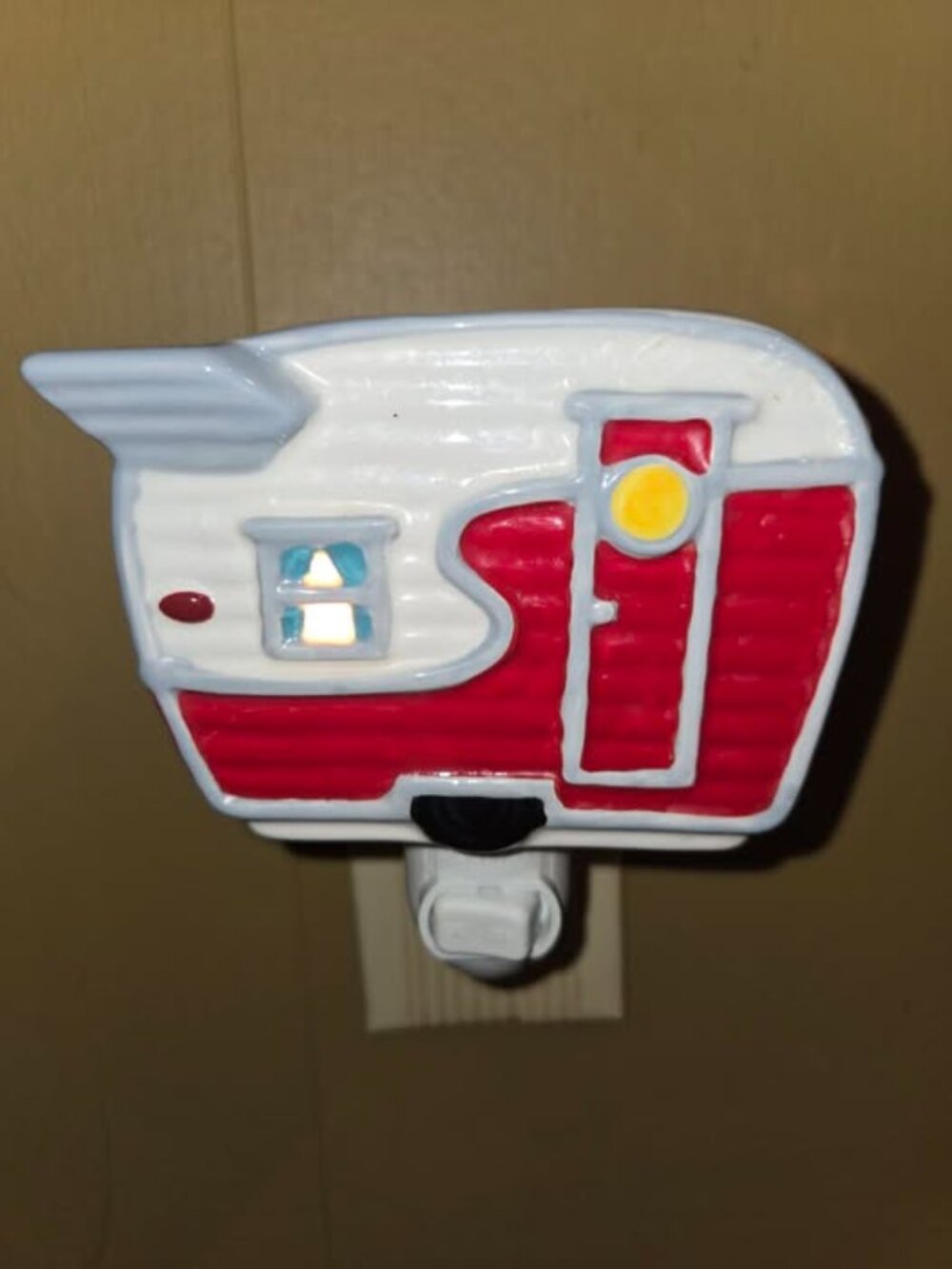Scentsy Road Less Traveled Camper RV Trailer Full Size Wax Warmer Lamp RETIRED
